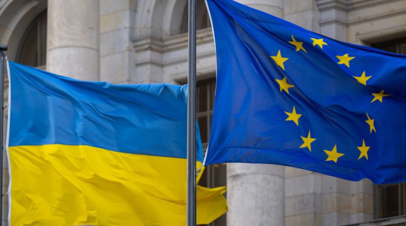 Єврокомісія підтверджує: Україна готова до вступу в ЄС вже у 2025 році