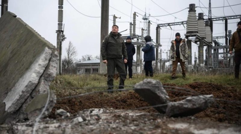 Енергетики підключили майже 200 тисяч споживачів за добу