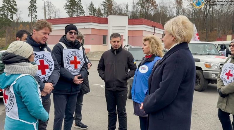 Обговорили гуманітарну місію та обмін полоненими: Лубінець та Москалькова зустрілися у Білорусі