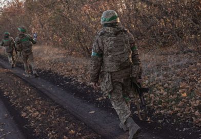 Російська армія втрачає сили: за добу відмінусовано 1 690 росіян та сотні одиниць техніки