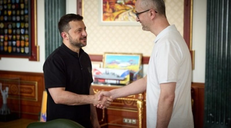 Звільнений з полону кримський татарин став послом України в Туреччині