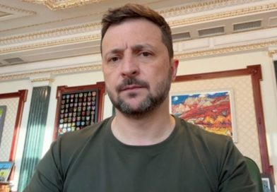 Зеленський про переговори: Очікую, хто буде від РФ