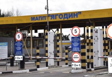 Перевізники масово уникають «єЧерги» на Ягодині: через блокаду обирають інші пункти пропуску