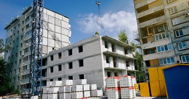 У Запоріжжі триває відновлення пошкодженої ворожим обстрілом багатоповерхівки: розпочали будівництво четвертого поверху, – ФОТО
