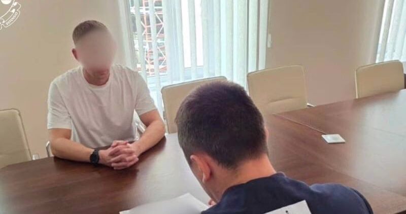 Посадовця Запорізької митниці підозрюють у продажі інформації з обмеженим доступом Посадовця Запорізької митниці підозрюють у продажі інформації з обмеженим доступом