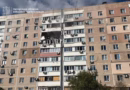 Нові вибухи у Запоріжжі: ворог вдарив по багатоповерхівці, постраждала дитина